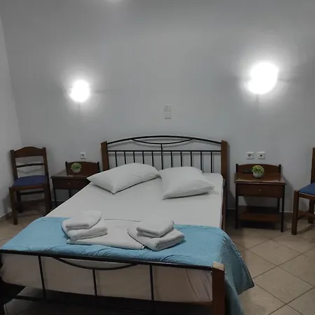 Vythos Apartment Adamantas (Milos)