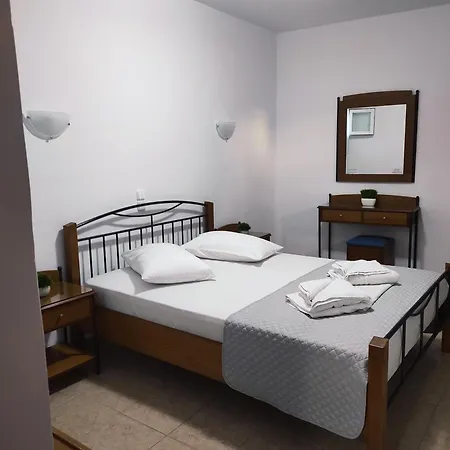 Apartment Vythos *