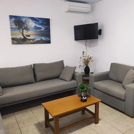 Vythos Apartment