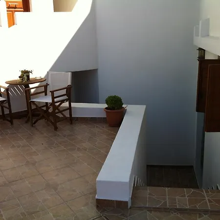 Apartment Vythos *