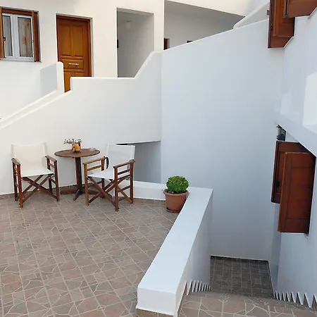 Vythos Apartment *