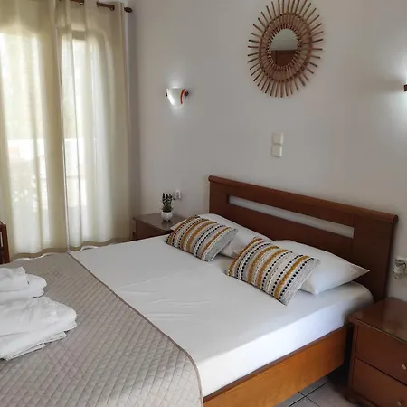 Vythos Apartment Adamantas (Milos)